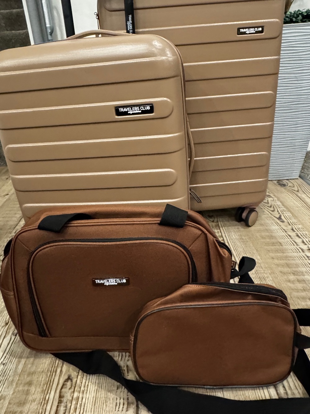 TRAVELERS CLUB AUSTIN 4 PIECE HARDSIDE LUGGAGE SET 4-Piece Luggage Set - Brown - Picture 5 of 12